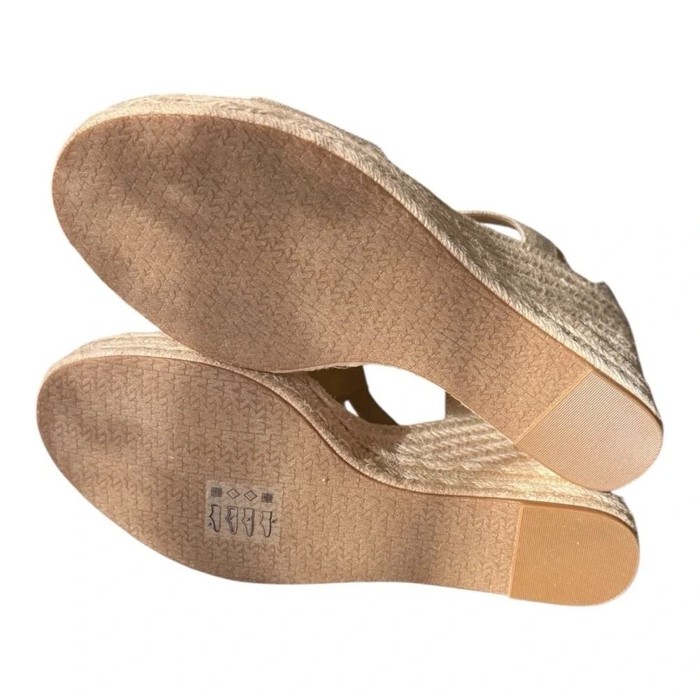 Michael Kors Berkeley Mid Wedge Sandals Size 10 Gold Linen